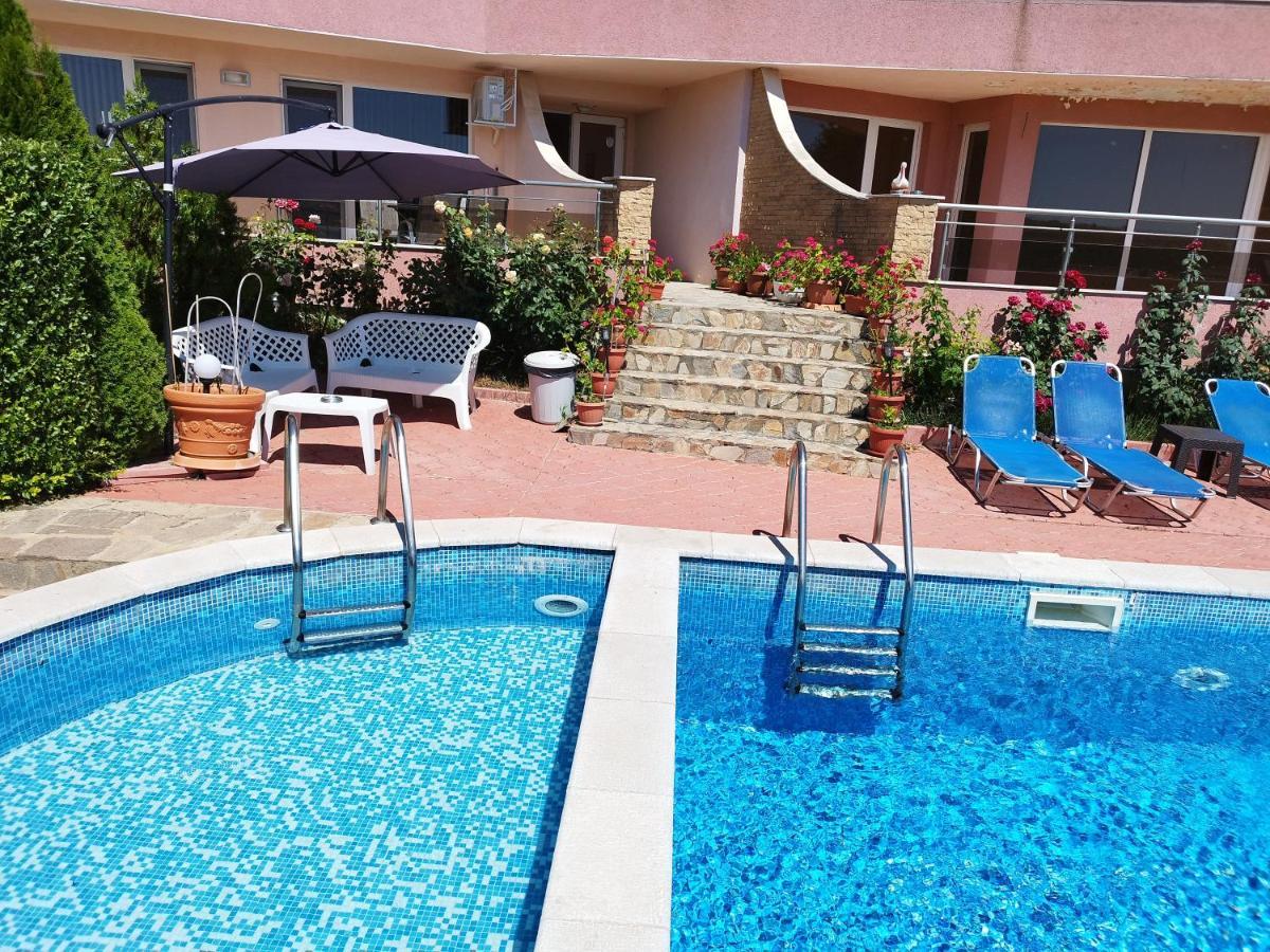 Apartamento Green, quiet&beautiful 1 Kavarna Exterior foto