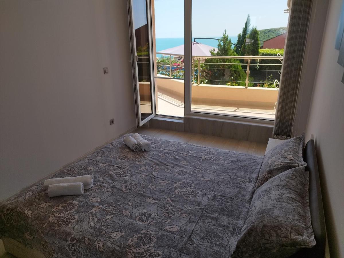 Apartamento Green, quiet&beautiful 1 Kavarna Exterior foto